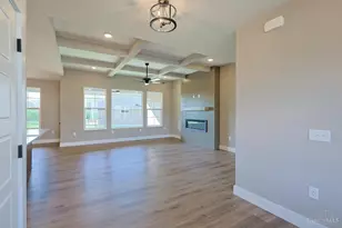2795 Venice Crossing Dr, Ross Township, OH 45013 - Photo 6