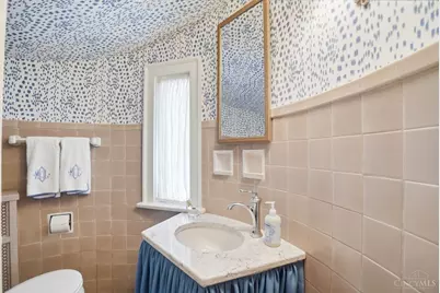 704 Tweed Avenue, Cincinnati, OH 45226 - Photo 18