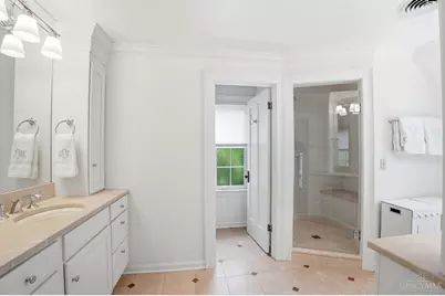 704 Tweed Avenue, Cincinnati, OH 45226 - Photo 22