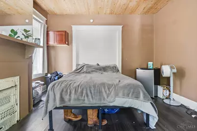 219 Atkinson Street, Cincinnati, OH 45219 - Photo 4