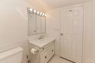 2444 Madison Rd, Cincinnati, OH 45208 - Photo 24