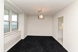2444 Madison Rd, Cincinnati, OH 45208 - Photo 14