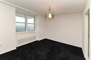 2444 Madison Rd, Cincinnati, OH 45208 - Photo 16