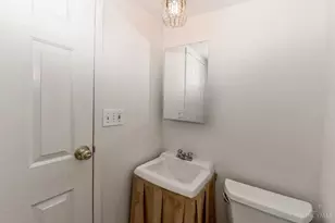 2444 Madison Rd, Cincinnati, OH 45208 - Photo 20