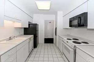 2444 Madison Rd, Cincinnati, OH 45208 - Photo 16