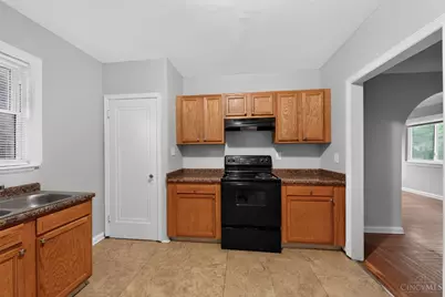 2784 Losantiville Avenue, Cincinnati, OH 45213 - Photo 12