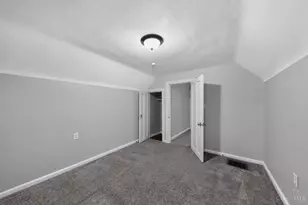 2784 Losantiville Ave, Cincinnati, OH 45213 - Photo 16