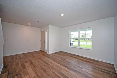 119 Settlers Trail, Union, OH 45322 - Photo 8