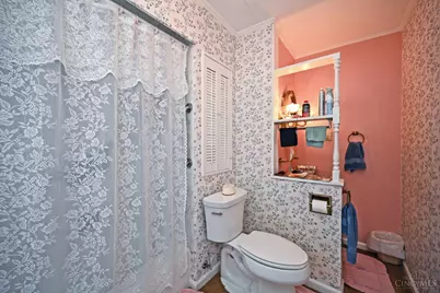 5927 Belmont Avenue, Cincinnati, OH 45224 - Photo 32