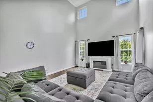 7960 Trinity Shore Cir, Liberty Township, OH 45044 - Photo 4