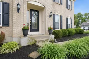 190 Keeneland Ct, Monroe, OH 45050 - Photo 2