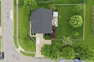 190 Keeneland Ct, Monroe, OH 45050 - Photo 4