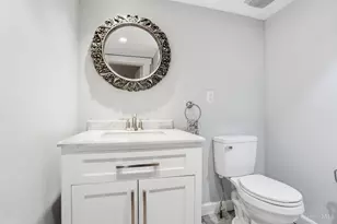 6951 Lesourdsville West Chester Rd, Liberty Township, OH 45011 - Photo 18