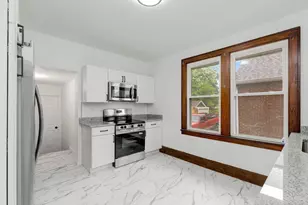 1970 Stevens Ave, Cincinnati, OH 45231 - Photo 2