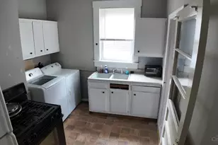 704 Prytania Ave, Hamilton, OH 45013 - Photo 2