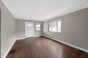 1903 Acorn Dr, Cincinnati, OH 45231 - Photo 6