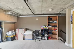 353 W 4th St, Cincinnati, OH 45202 - Photo 24