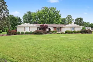 620 Georgia Dr, Bethel, OH 45106 - Photo 2