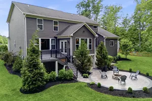 1086 Stableview Cir, Maineville, OH 45039 - Photo 2