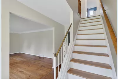 1987 Fossway Ct, Anderson Township, OH 45230 - Photo 6