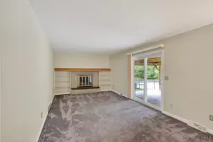 1987 Fossway Ct, Anderson Township, OH 45230 - Photo 12