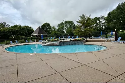 1510 Lake Pointe Way #12, Centerville, OH 45459 - Photo 4