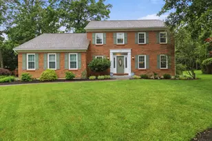 137 Shingleoak Dr, Loveland, OH 45140 - Photo 2
