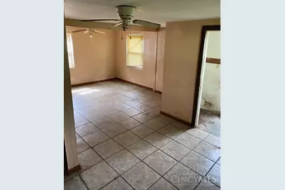 1360 Byrd Avenue, Lincoln Heights, OH 45215 - Photo 6
