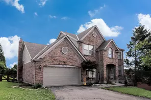 8026 Quail Meadow Ln, West Chester, OH 45069 - Photo 1