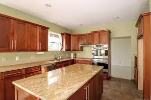 8026 Quail Meadow Ln, West Chester, OH 45069 - Photo 12