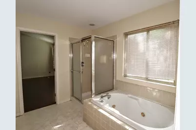 8026 Quail Meadow Lane, West Chester, OH 45069 - Photo 28