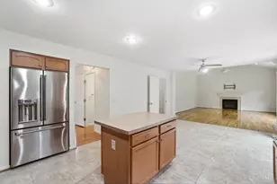 6211 Avebury Ct, Hamilton Township, OH 45152 - Photo 14