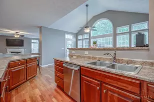 2937 Cypress Hill Dr, Fairfield Township, OH 45011 - Photo 6