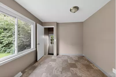 5987 Sunridge Drive, Cincinnati, OH 45224 - Photo 18