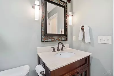 3871 Drakewood Drive, Cincinnati, OH 45209 - Photo 24