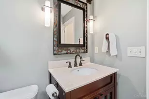 3871 Drakewood Dr, Cincinnati, OH 45209 - Photo 24