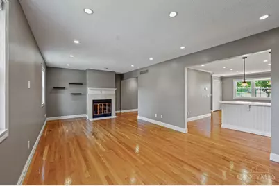 469 Maple Circle Drive, Springdale, OH 45246 - Photo 6