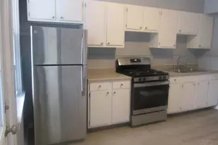 806 Wachendorf St, Reading, OH 45215 - Photo 2