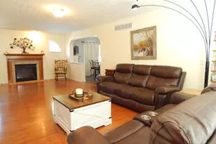 5917 Pepperridge Ct, Hamilton Township, OH 45039 - Photo 8