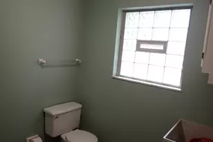 688 Buff Ct, Springfield Township, OH 45231 - Photo 22