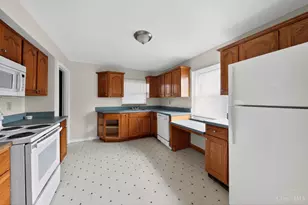 1712 Norcol Ln, Cincinnati, OH 45231 - Photo 14