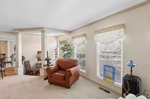 4221 St Andrews Pl, Cincinnati, OH 45236 - Photo 8