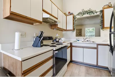 1825 S Marshall Road #I1, Middletown, OH 45044 - Photo 12