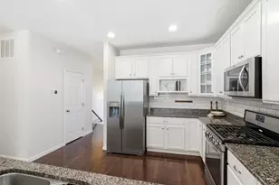 3021 Cohoon St, Cincinnati, OH 45208 - Photo 10