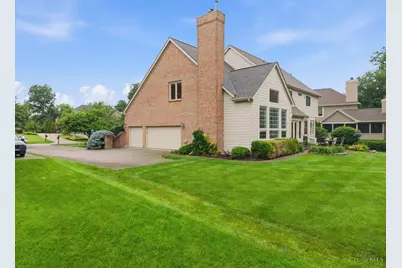 1634 Fairway Crest, Miami Township, OH 45140 - Photo 6