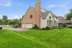 1634 Fairway Crest, Miami Township, OH 45140 - Photo 6