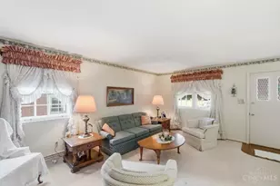 5914 Fawnridge Ct, Green Township, OH 45239 - Photo 8