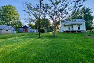 2195 Pumpkin Ridge Rd, West Union, OH 45693 - Photo 2