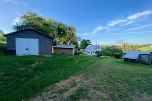 2195 Pumpkin Ridge Rd, West Union, OH 45693 - Photo 8