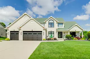5569 Echo Springs Dr, Fairfield Township, OH 45011 - Photo 2